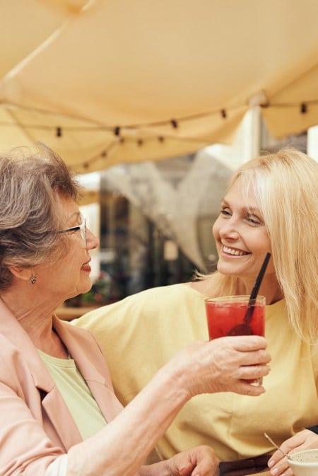 The Retreat at Alameda | Senior and daughter on the patio